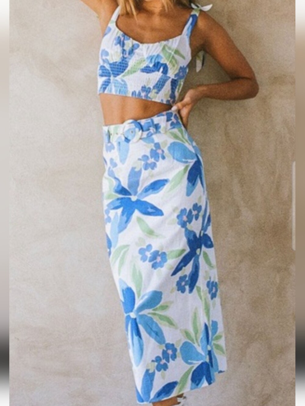 Sabo  Blue CottonFloral  Skirt  Set Size 2v